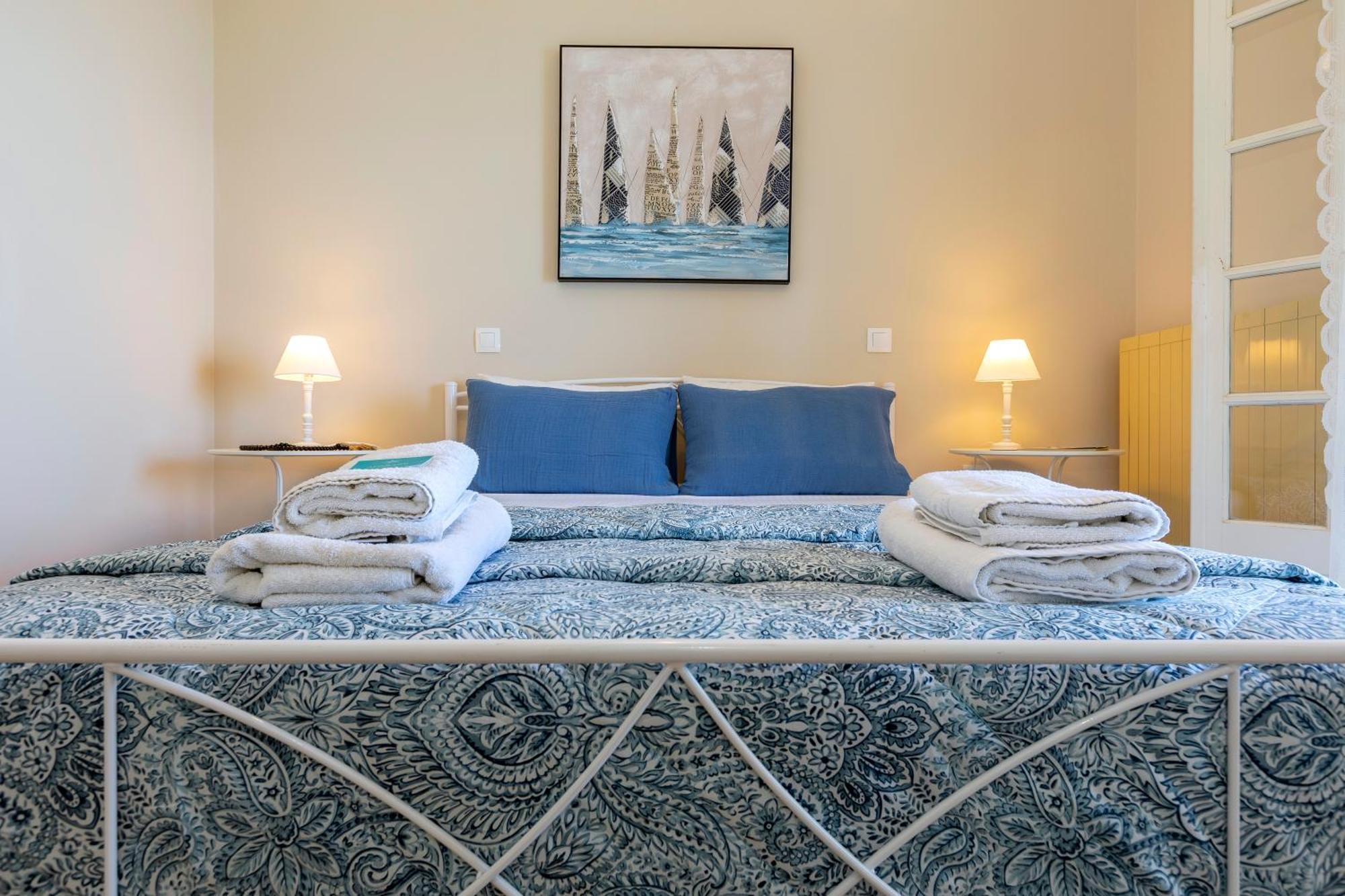 Alisachni Apartments Apraos ห้อง รูปภาพ