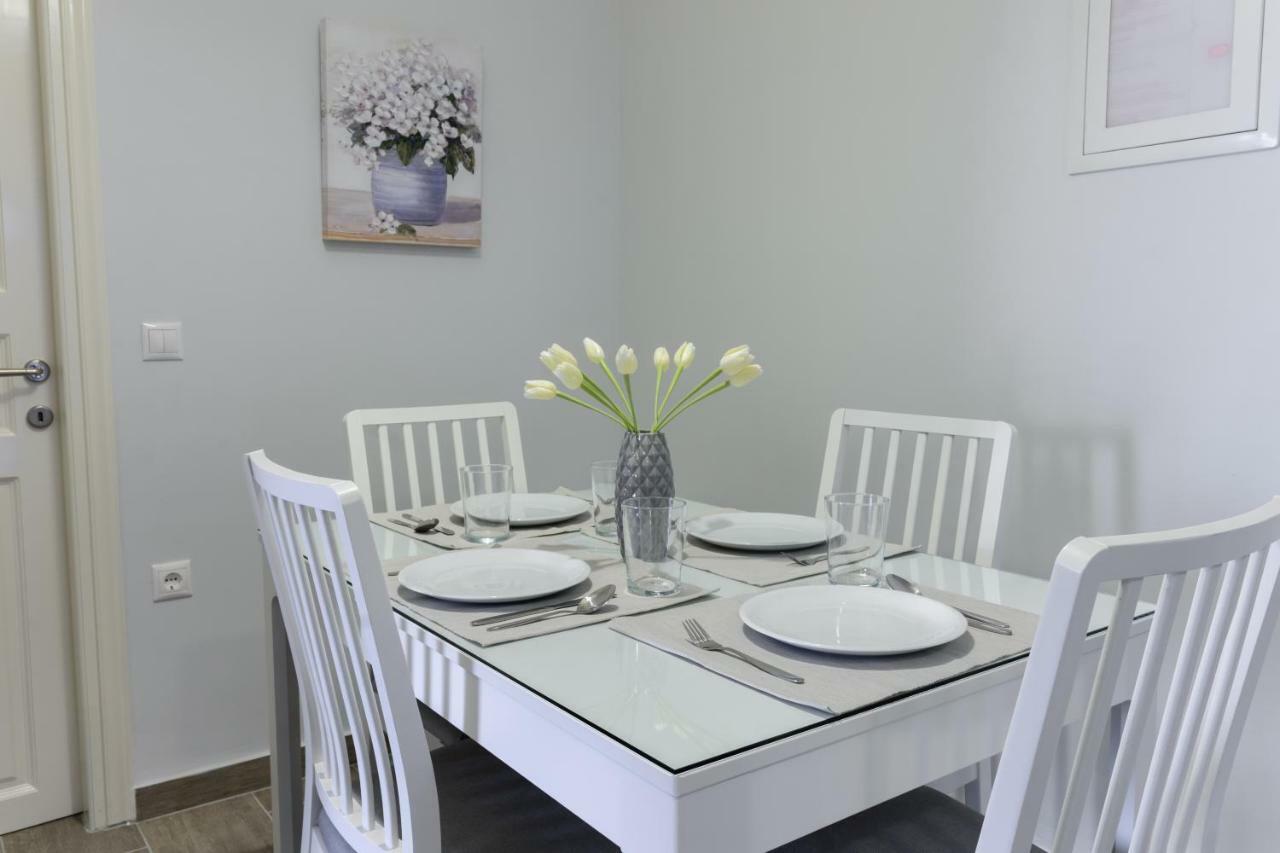 Alisachni Apartments Apraos ภายนอก รูปภาพ